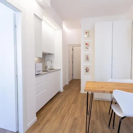 Chic & Smart Flat In Daire