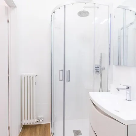 Apartament Chic & Smart Flat In *