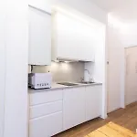 Chic & Smart Flat In 公寓 *